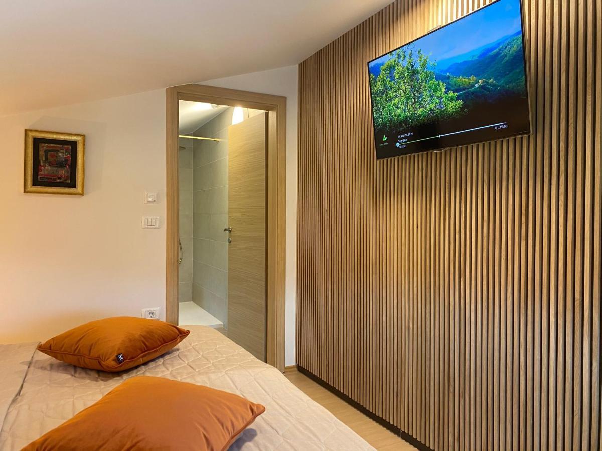 Apartments Pri Nas โคบาริด ภายนอก รูปภาพ