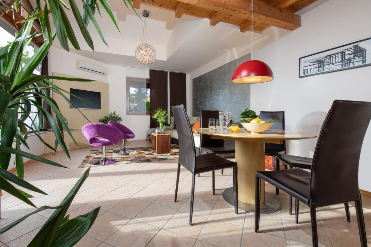 Apartments Pri Nas โคบาริด ภายนอก รูปภาพ