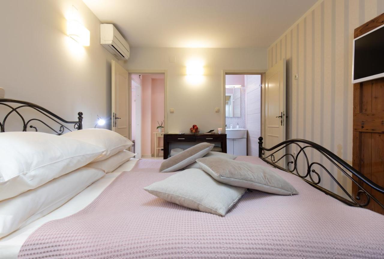 Apartments Pri Nas โคบาริด ภายนอก รูปภาพ